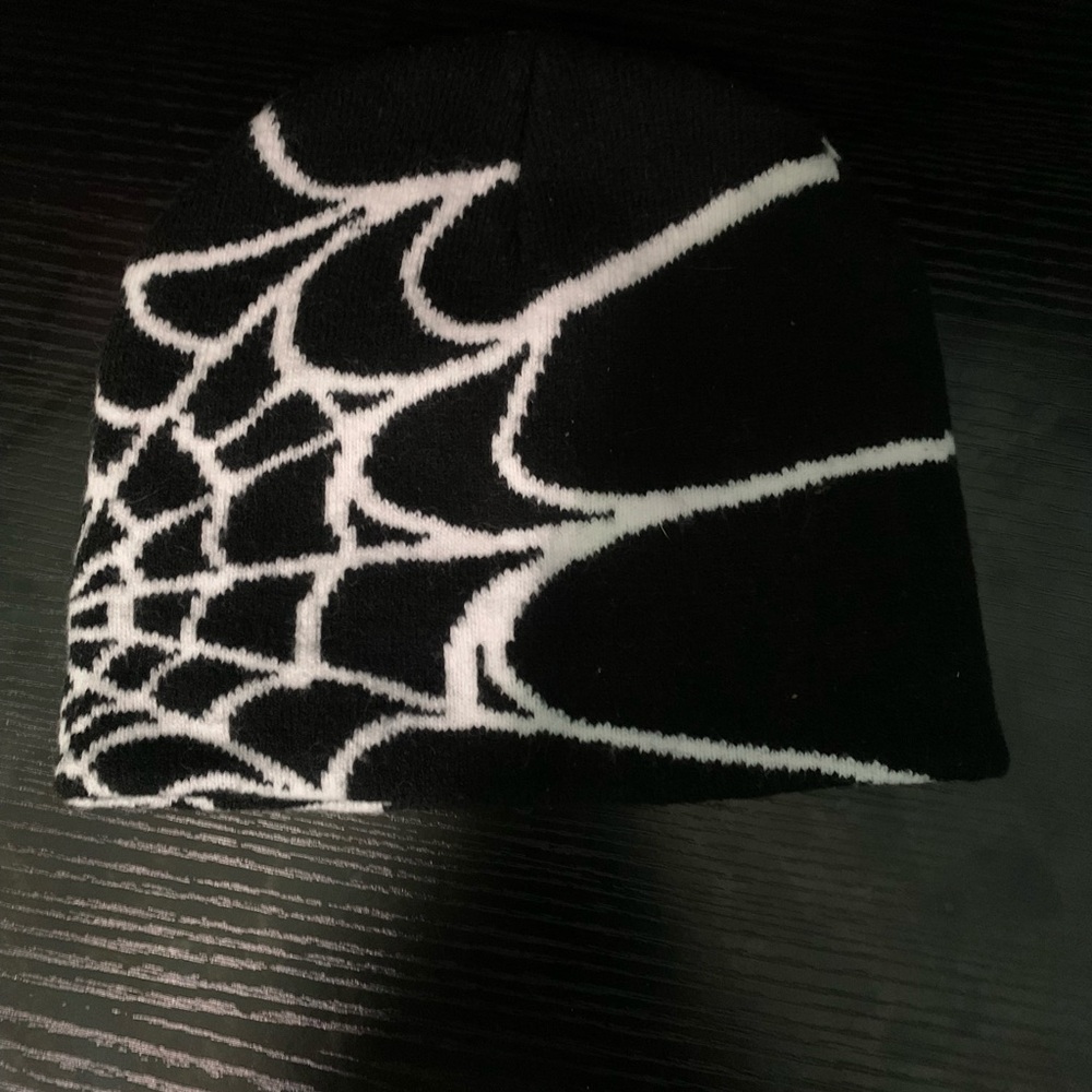 Beanie - Picture 2 of 3